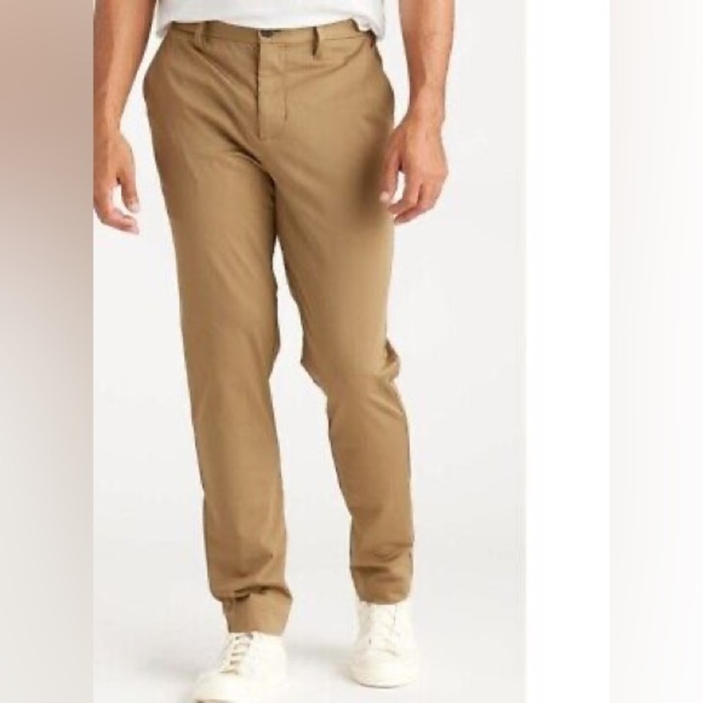 NWT Quince 32x30 Men’s Khaki Slim Fit Recycled Comfort Tech Chino Pants